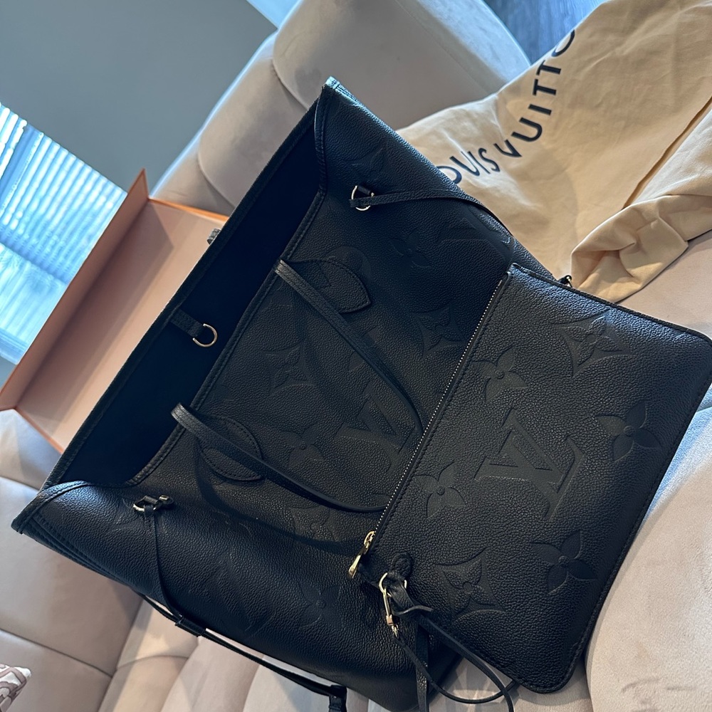 NeverFull LV